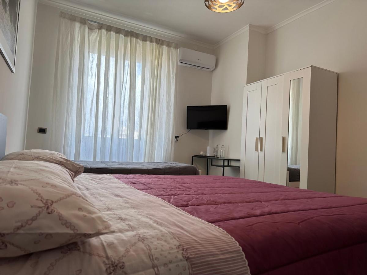 לינה וארוחת בוקר נאפולי Bruno House מראה חיצוני תמונה