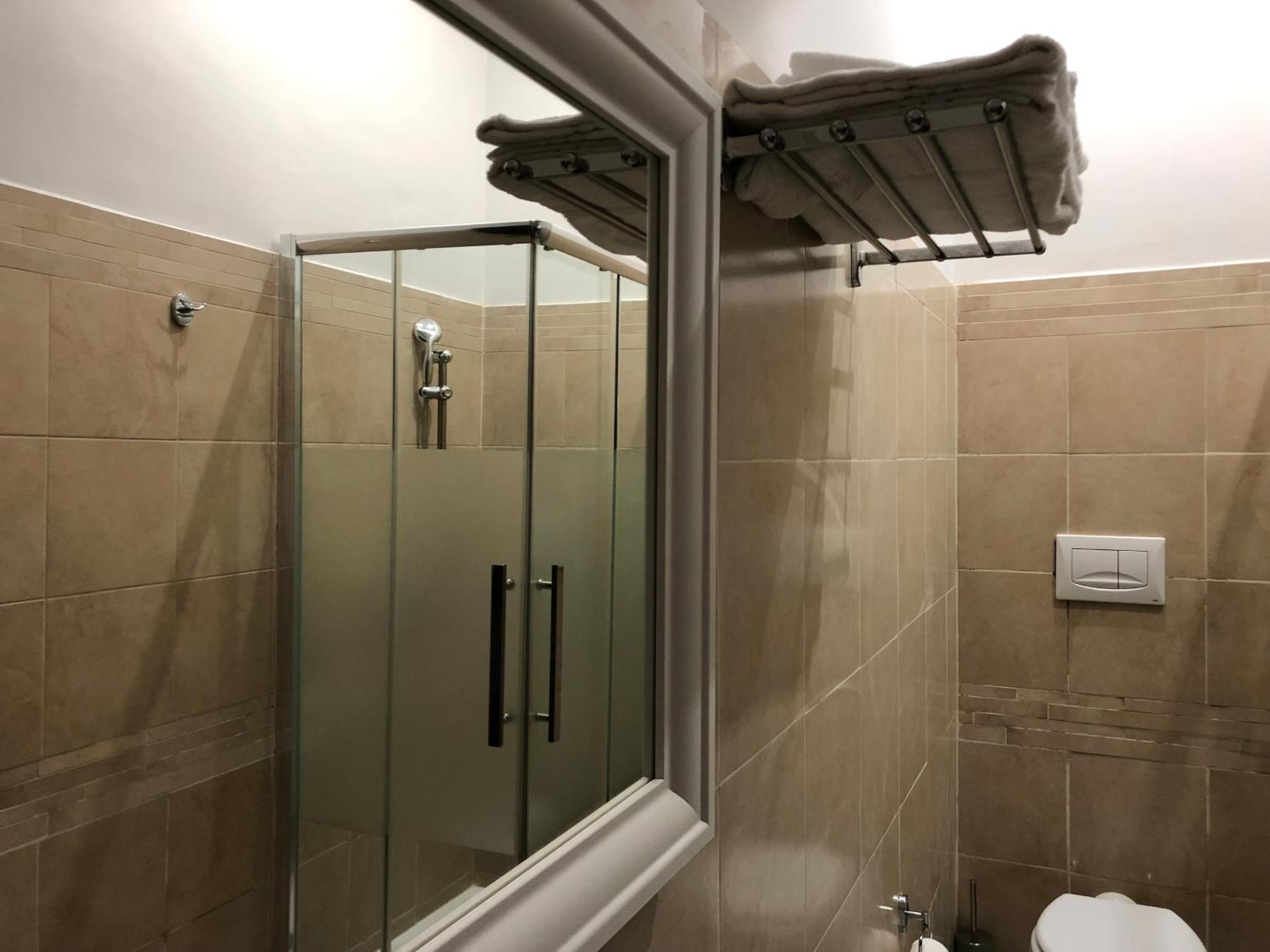 לינה וארוחת בוקר נאפולי Bruno House מראה חיצוני תמונה
