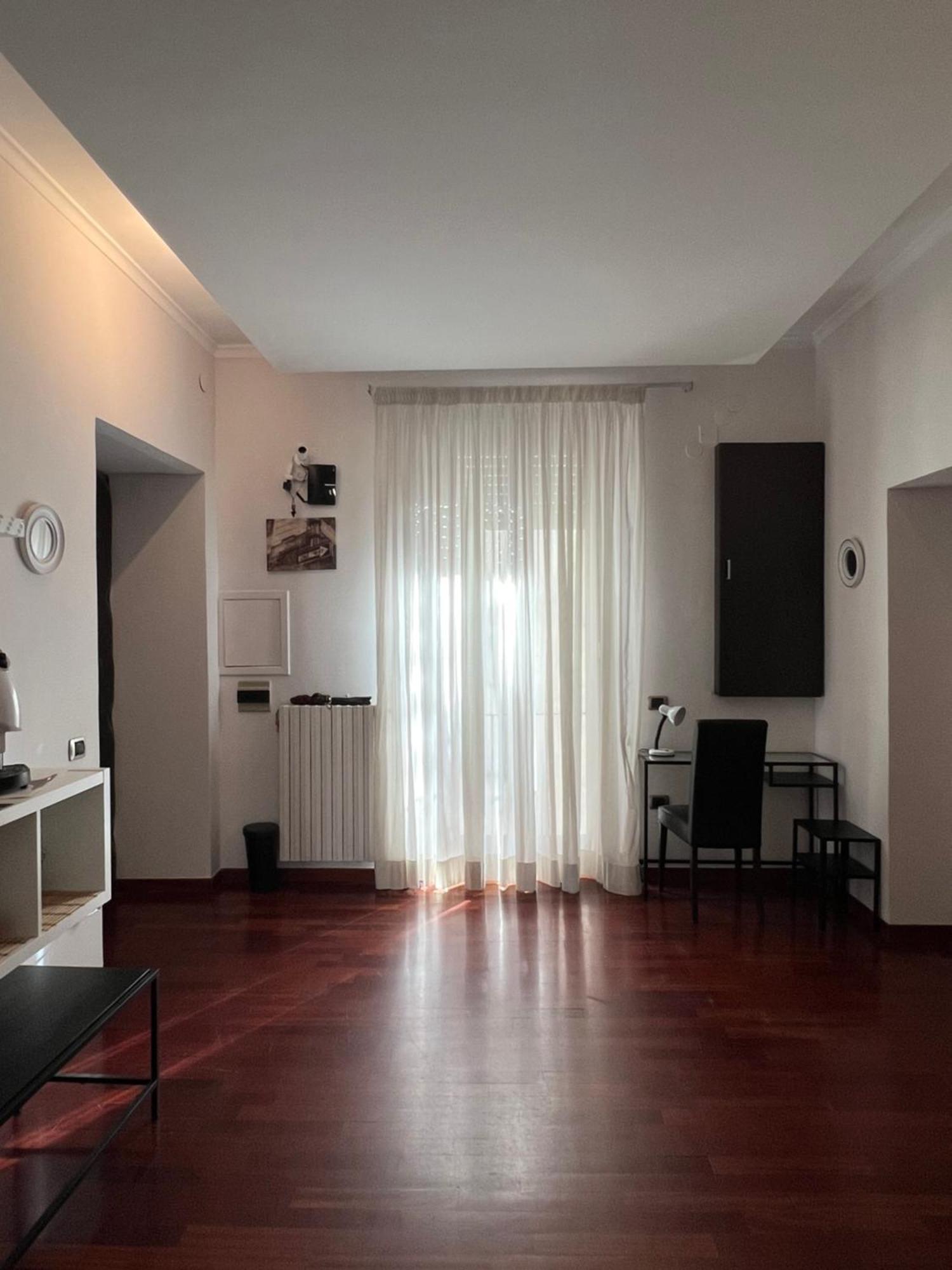 לינה וארוחת בוקר נאפולי Bruno House מראה חיצוני תמונה